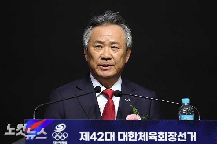 제42대 대한체육회장선거에 나선 이기흥 전 회장. 박종민 기자