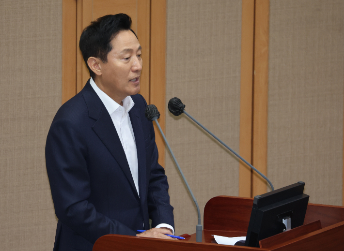 리박스쿨 행사 후원 논란에 오세훈 "내용 확인 어려웠다"
