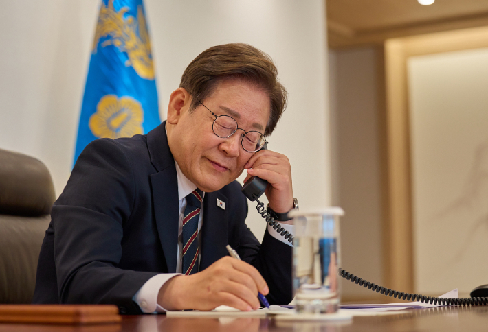 [속보]李대통령, 페트로 피알라 체코 총리와 첫 통화