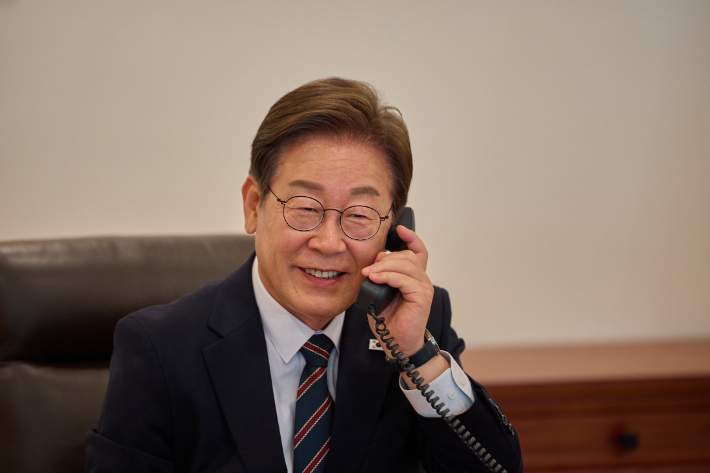 李대통령, 체코 총리와 첫 통화서 "양국 관계 발전 기뻐"