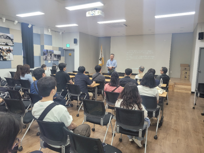 '제주4·3' 현장 찾은 충남 교직원들…교육과정 연계방안 모색