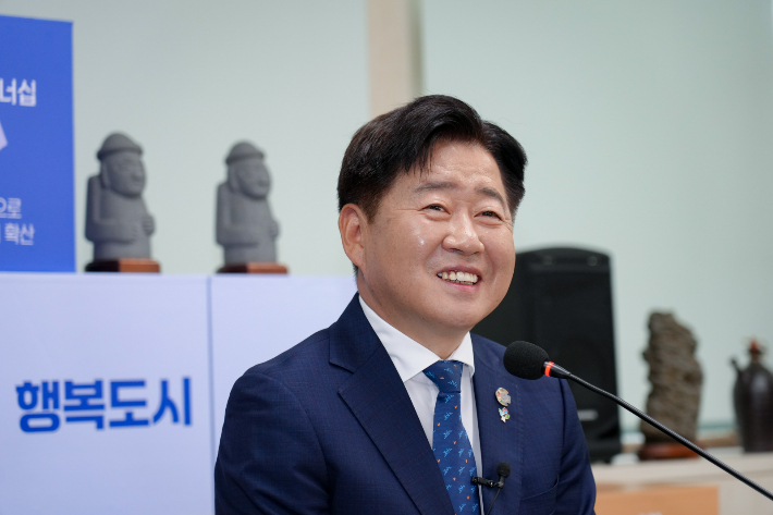 제주형 기초자치단체 도입 '파란불' 행안부 기류변화