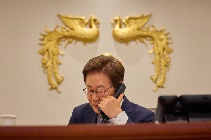 [속보]새정부 인선 긍정적 57% 부정적 23%[NBS]