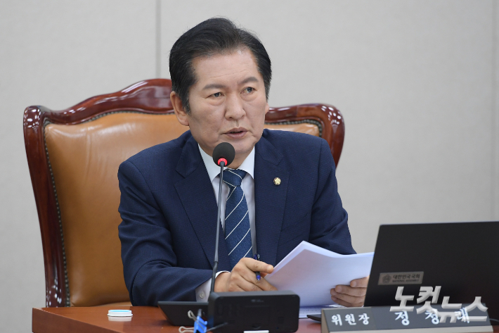 법사위원장 임기 마친 정청래…민주당 새 대표 도전하나