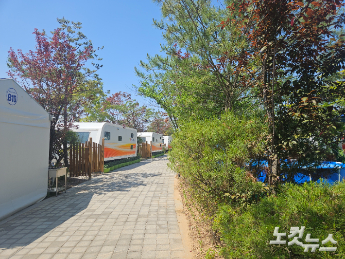 파주시 탄현면 대동리의 한 카라반 캠핑장. 고무성 기자