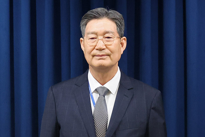 '차명 대출' '부동산 차명' 의혹 오광수 민정수석 검·경 고발돼
