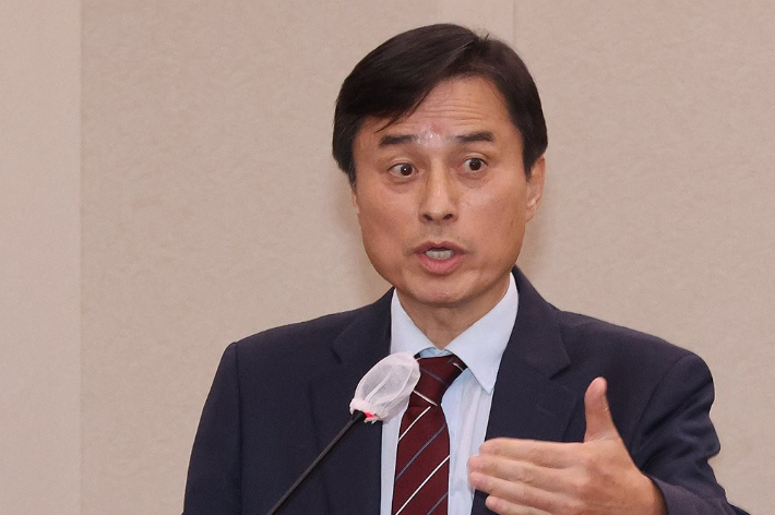 조은석 내란특검 "사초쓰는 자세로 수사논리 따라 직 수행"