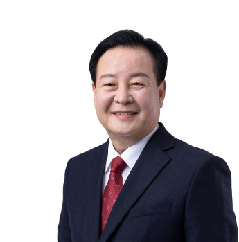 강용범 도의원. 경남도의회 제공 