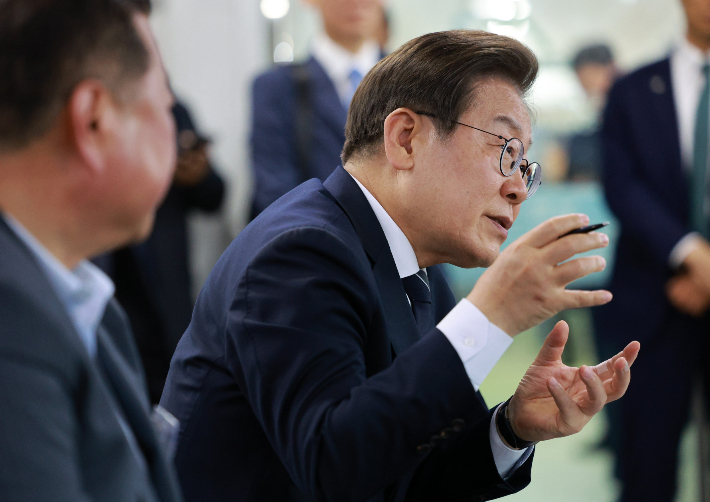 [단독]李, 재판법은 '굳이' 개혁입법은 '숙의'…與 조율 시험대