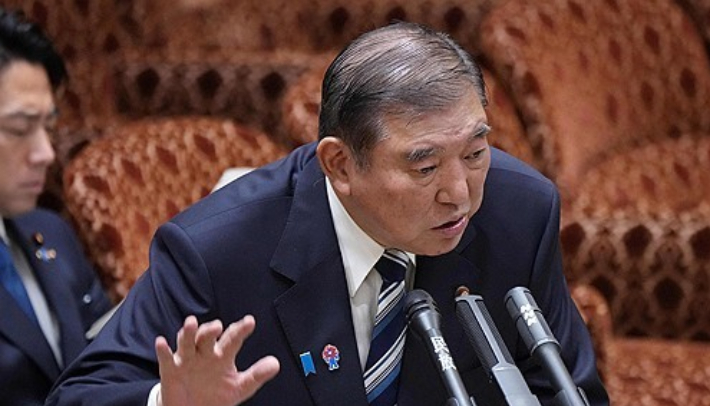 日, 고물가 대책으로 '전국민' 현금 지원 가닥…한국은?