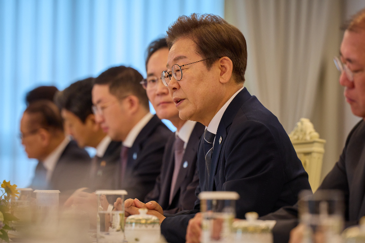 G7서 국제무대 데뷔하는 李…'실용외교' 시험대