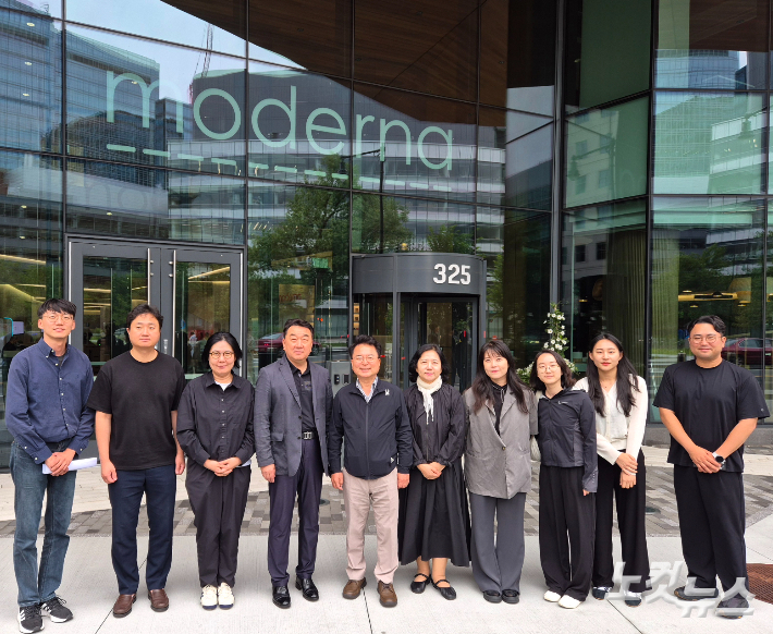 육동한 춘천시장은 미국 출장의 첫 일정으로 지난 14일(미국 지시간), 보스턴 켄달스퀘어(Kendall Square)를 찾아 글로벌 바이오 클러스터 운영 현장을 살펴봤다. 진유정 기자