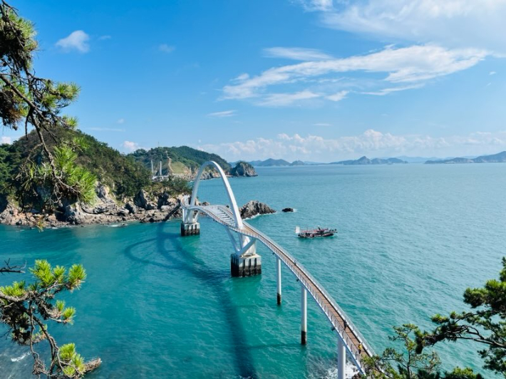 고군산섬잇길 1교 전경. 군산시 제공