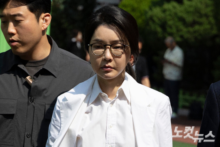 [단독]김건희 여사, 특검팀 구성 앞두고 아산병원 입원