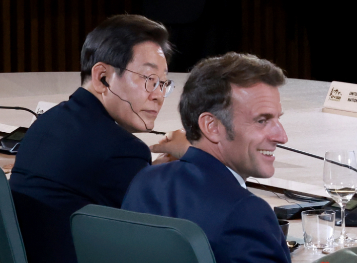 李대통령 G7 확대세션서 "에너지안보·공급망 안정이 관건"