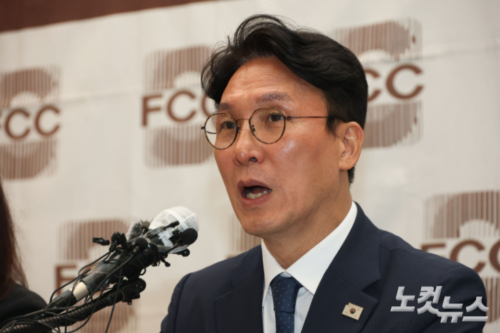 김민석 후보자, '노부부 투서 사건' 관련 "쓰레기 지라시 협잡 카르텔"