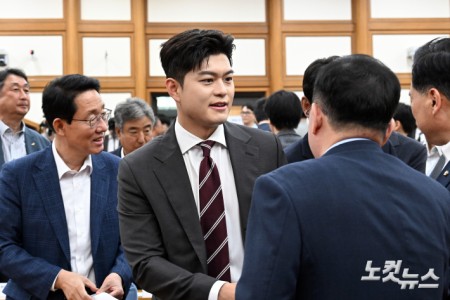 국민의힘 김용태 비상대책위원장이 18일 서울 여의도 국회 의원회관에서 열린 