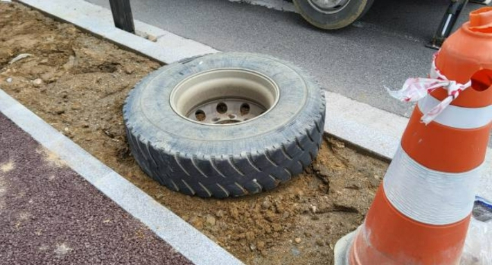 과천서 덤프트럭 바퀴가 덮쳐…여고생 의식불명