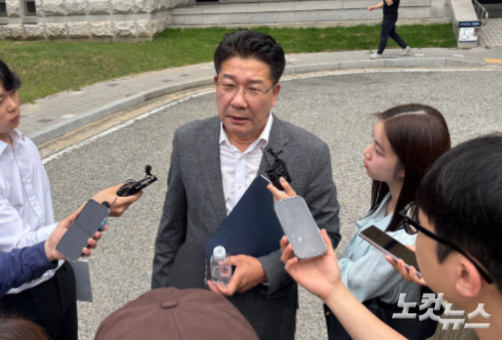 총선 캠프 여직원 성추행 혐의 송활섭 대전시의원, 검찰 징역 1년 구형