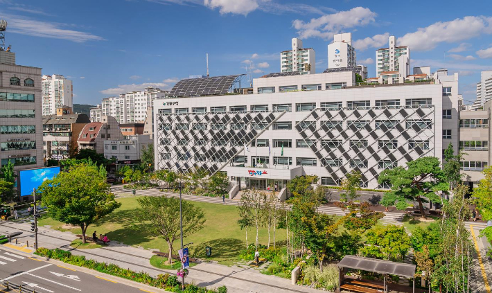 강동구청. 강동구 제공