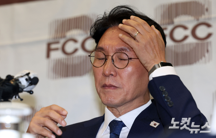 김민석 "세비外 5억 안팎 소득"…野 "돈 인지 감수성 상실"
