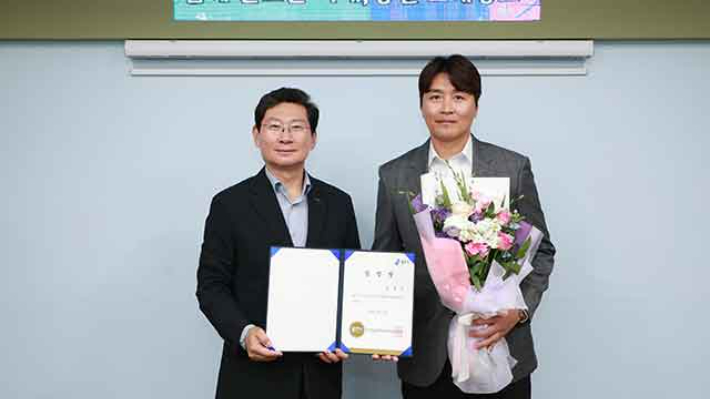 '라이언킹' 이동국, 용인시 프로축구단 기술감독 선임