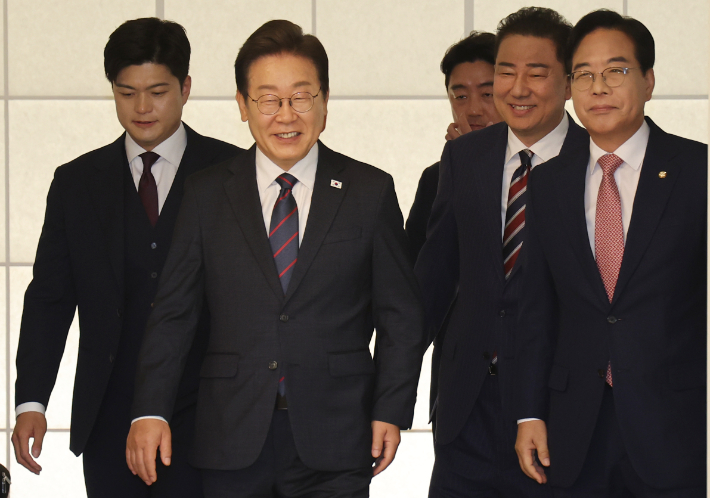 [속보]李대통령 "상임위원장 배분 여야간 잘 협상할 문제"