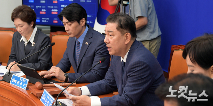與 "민생회복 골든타임 놓치면 안돼…당장 본회의부터 열자"