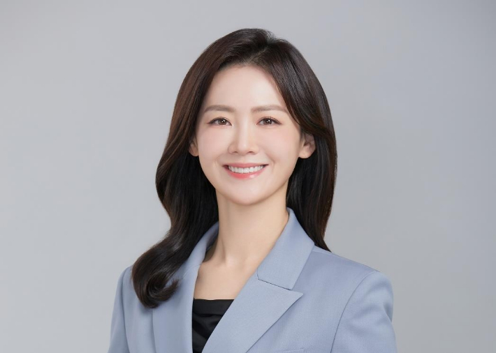 韓 올림픽 최초 女 선수단장 탄생, 이수경 빙상연맹 회장 내정