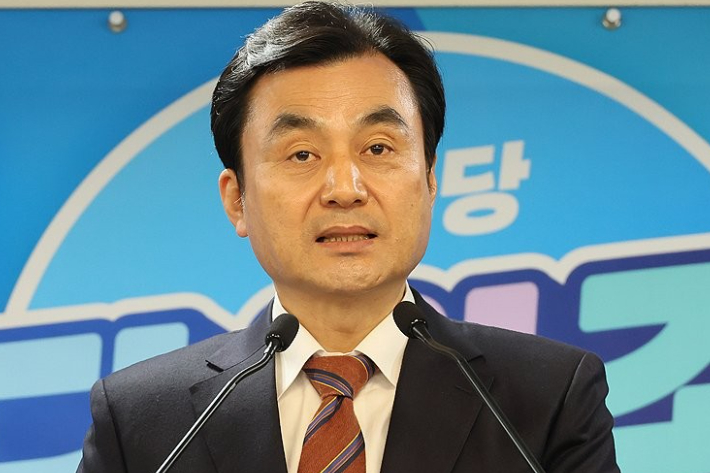 64년 만의 첫 문민 국방장관…5선 '군사통' 안규백 의원