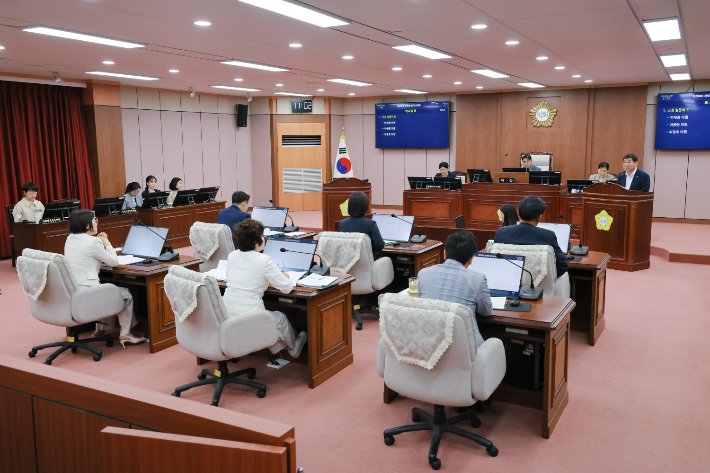 증평군의회 제공