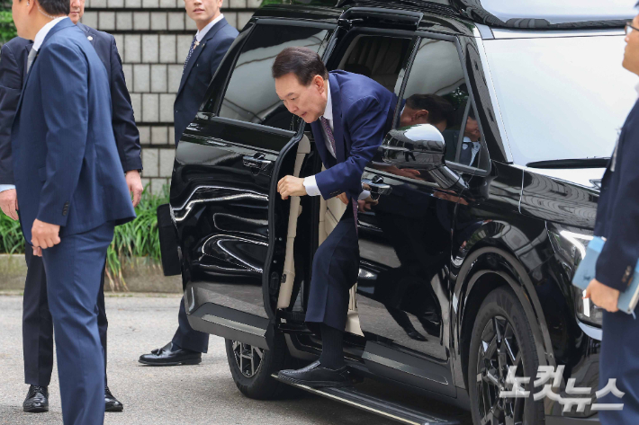 [속보]내란특검팀 "특검 수사기한에 제한…끌려다니지 않을 것"