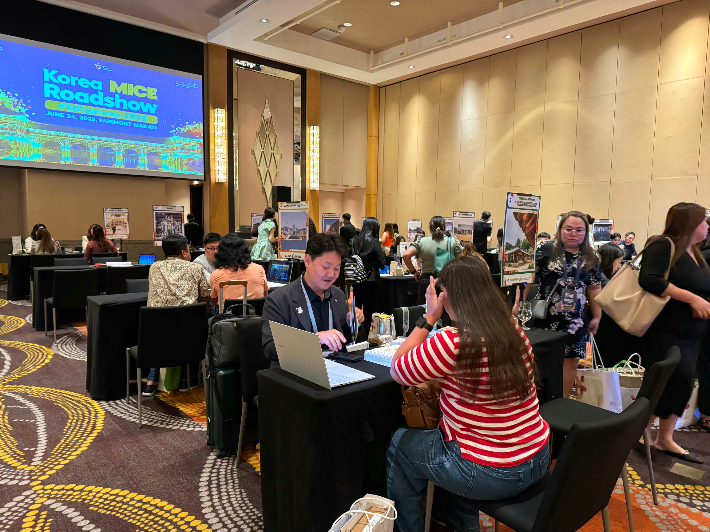 경북도와 경북문화관광공사가 '2025 필리핀 MICE 로드쇼'에 참가했다. 경북문화관광공사 제공