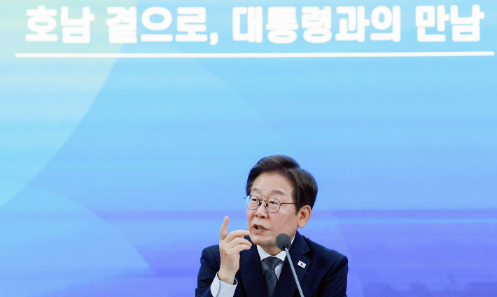 대통령실 '광주 군공항 이전 TF' 구성…6자 협의체 논의 착수