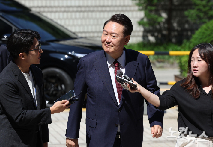 내란특검 "尹 비공개 출석 수용 못해…국민 관점서 봐야"