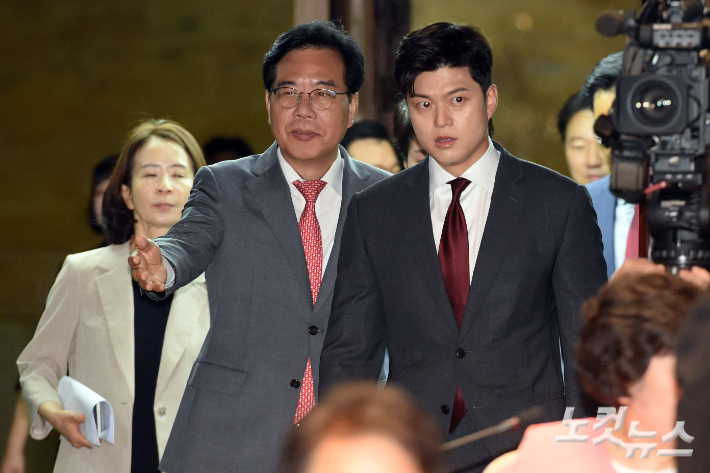 송언석 "차기 비대위원장 찾기 어렵다 의견"…宋체제 가나