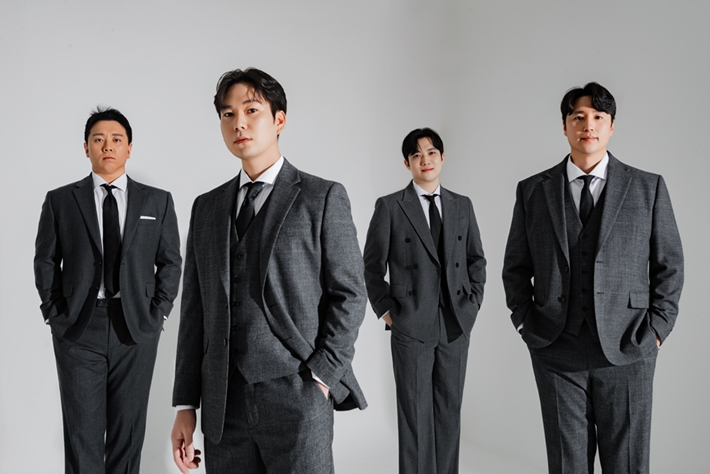 4인조 남성 팝페라 그룹 송클레어가 오늘(30일) 정오 데뷔곡 '송클레어'를 발표한다. 에임스엔터테인먼트 제공