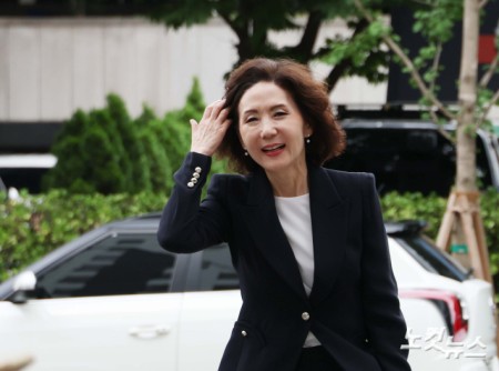 이진숙 교육장관 후보자, 인사청문회 준비사무실 출근