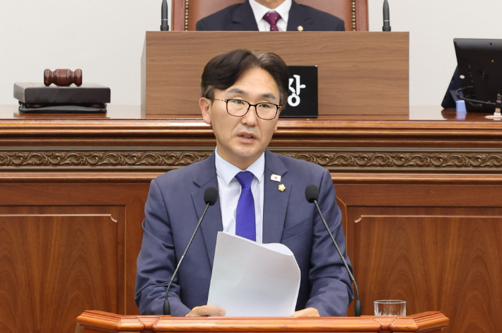 전홍표 창원시의원. 창원시의회 제공 