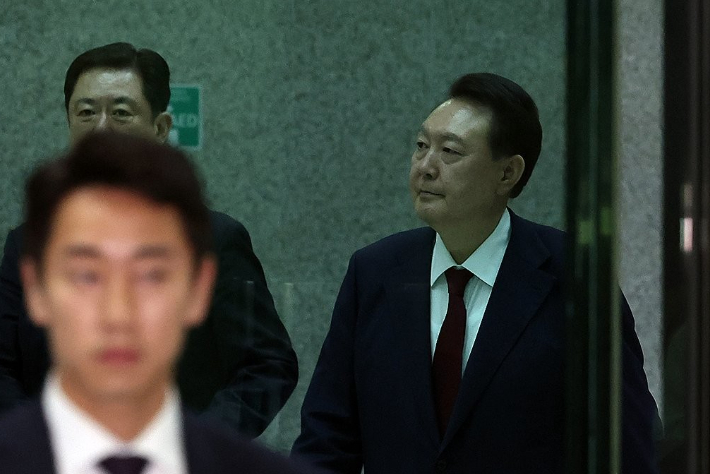 특검 "尹 조사일 변경 요청 안 받는다"…불출석하면 즉각 '재소환'