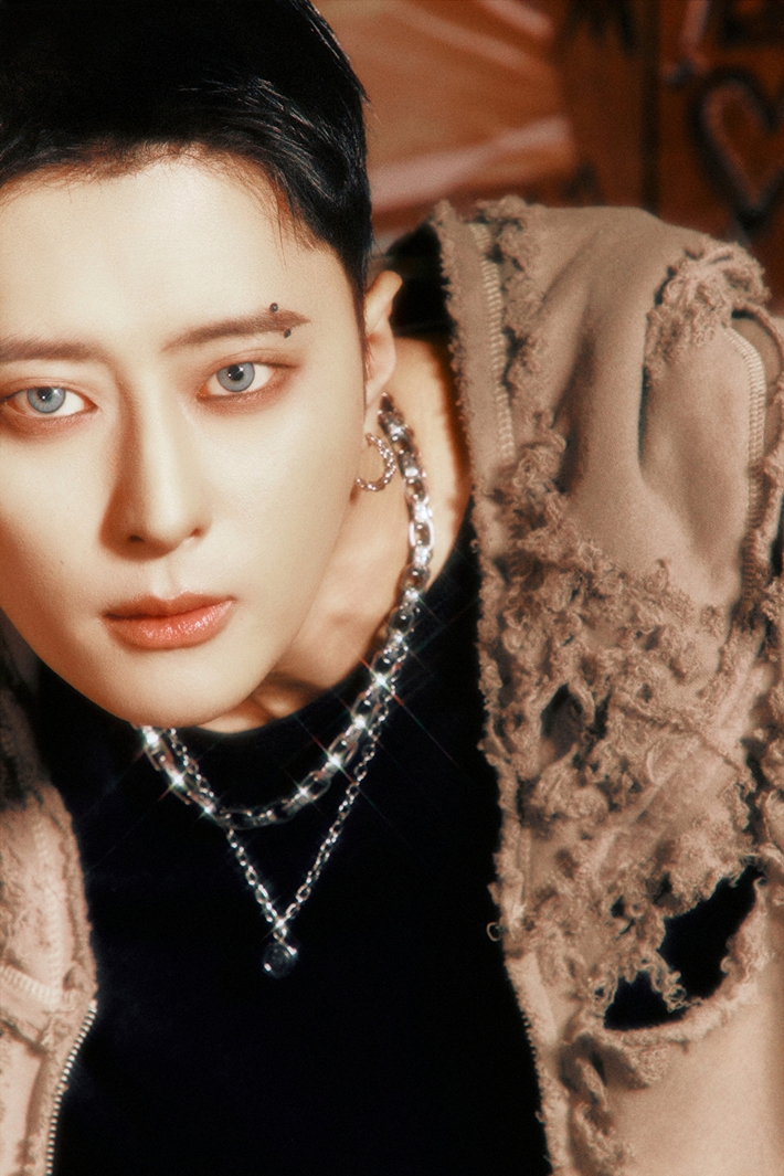 카드 제이셉. DSP미디어, RBW 제공