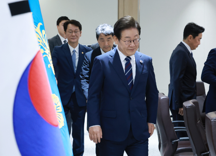 공공기관장 '알박기 해소' 나섰지만 …이번에도 '공포탄'?