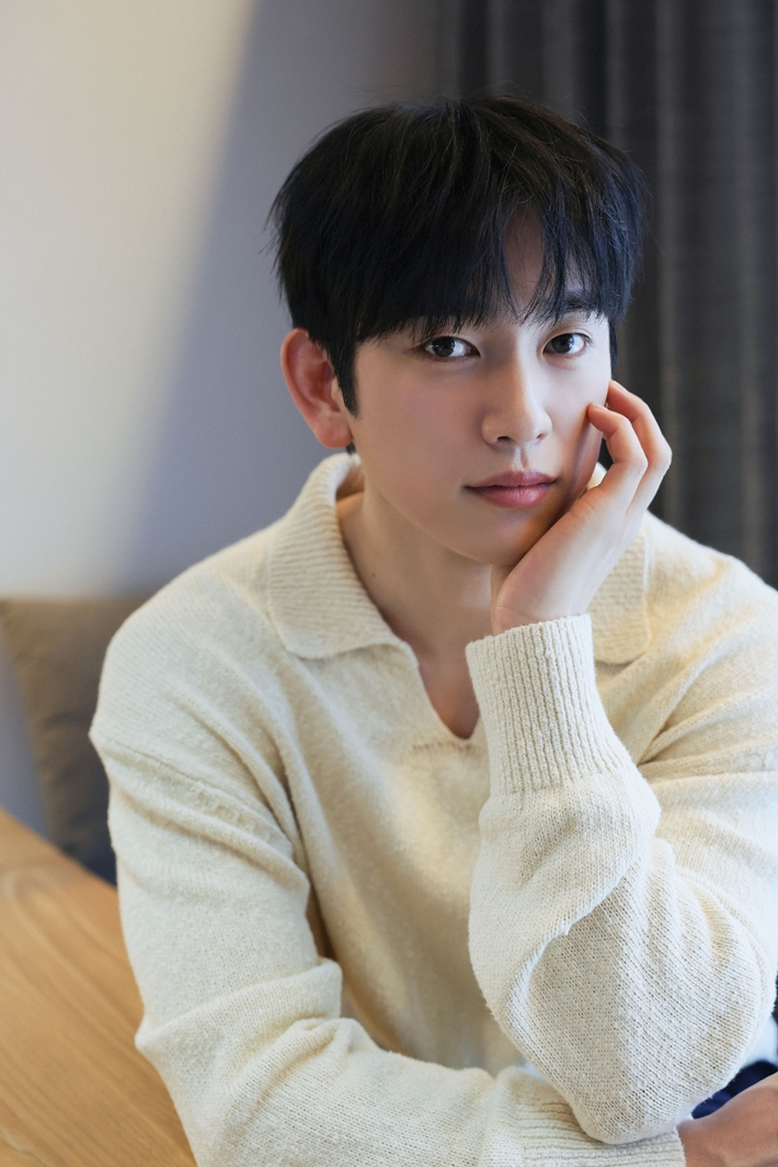 박진영은 자신만의 디테일을 넣어 이호수라는 캐릭터를 표현했다. BH엔터테인먼트 제공
