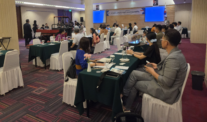 전남도는 영광군, 도내 이모빌리티 9개 기업 관계자 등이 참여한 이모빌리티 시장개척단을 지난 6월 27일까지 4일간 인도네시아 발리에 파견해 시장 공략에 나섰다. 전라남도 제공