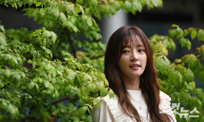배우 송하윤 '학폭 의혹' 반박에  폭로자 재반박…'진실 공방' 가열