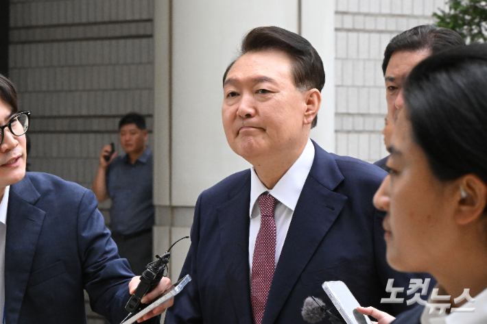 내란특검, 尹재판 증인 72명 추가 신청