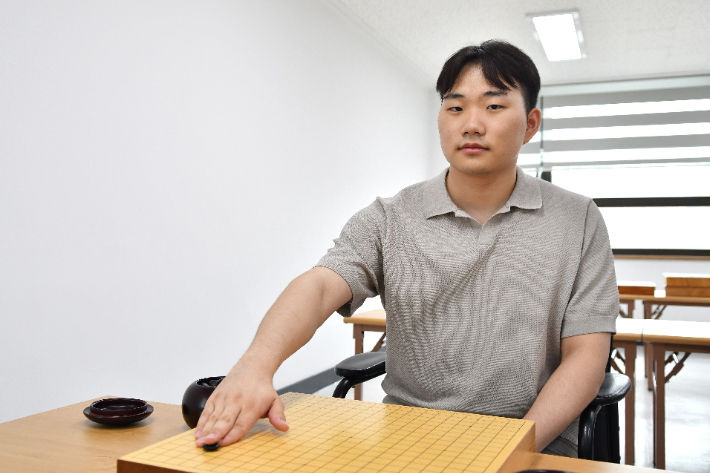 메이저 세계기전에 출전, 돌풍을 일으키며 입단에 성공한 송민혁 초단. 한국기원 제공