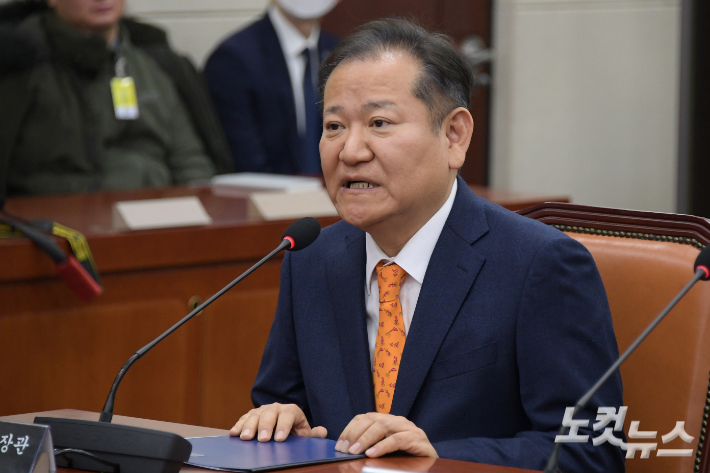 윤창원 기자