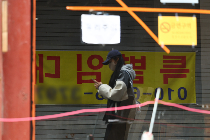 지난해 폐업자 100만명 넘었다…'통계 집계 이래 최초'