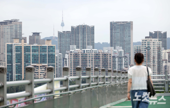 집값도 가계빚도 불안…한은, 10일 기준금리 인하 어려울 듯